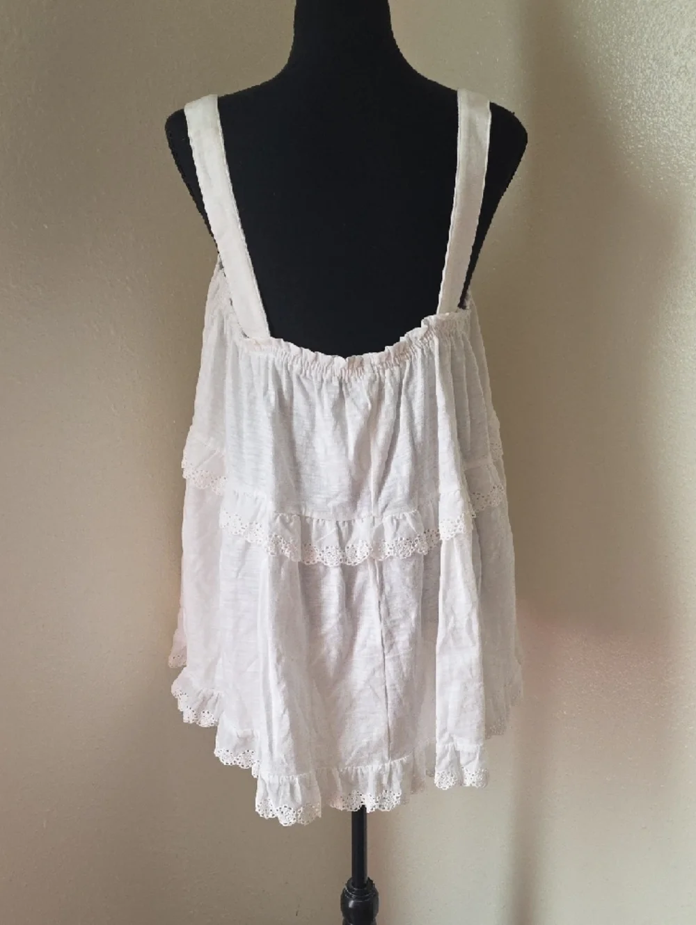 HEIMISH USA White Tiered Eyelet Camisole Top - Picture 4 of 5